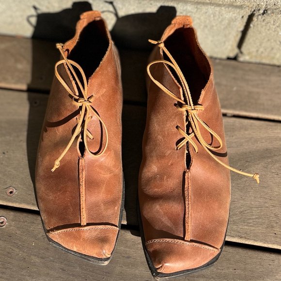 Women's Cydwoq Ankle Boot Size: US 6.5 EU 36.5 - Picture 4 of 11